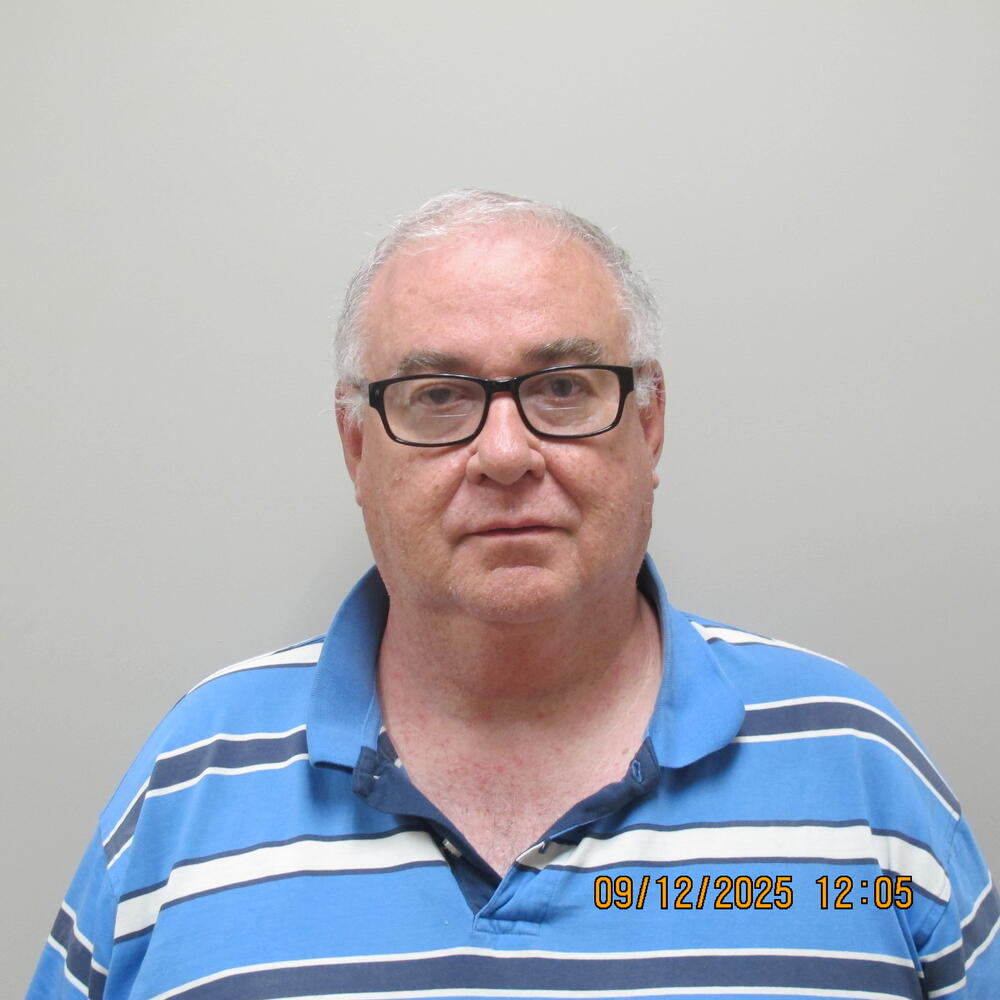 Additional Photo of DAVID LEE KNOWLES 2