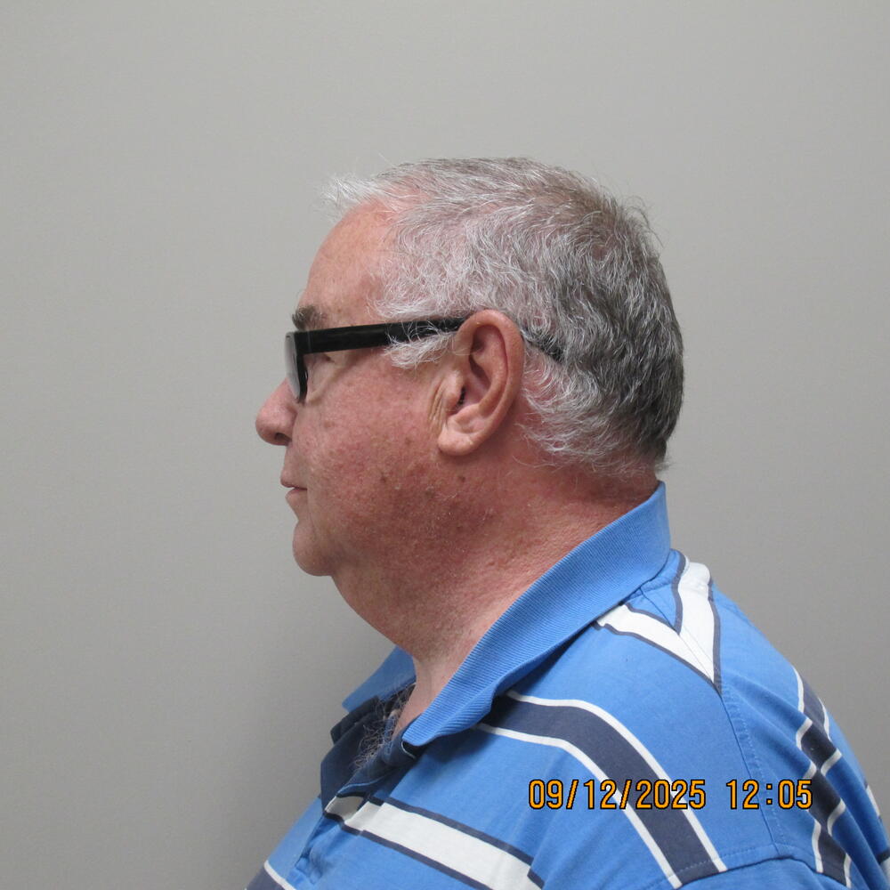 Additional Photo of DAVID LEE KNOWLES 3